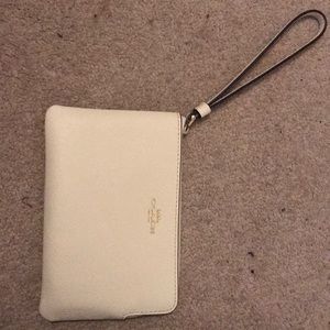 Coach Wristlet (cream-white)